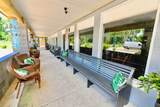 2390 Oak St - Photo 11