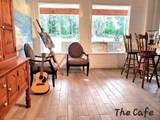 2390 Oak St - Photo 22