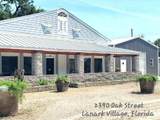 2390 Oak St - Photo 3