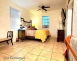 2390 Oak St - Photo 34
