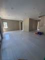 118 Shallow Reed Dr - Photo 8