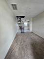 34-3 Holland Ave - Photo 5