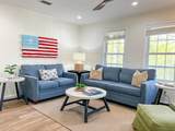 1404 Bayberry Ln - Photo 15