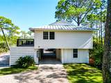 1404 Bayberry Ln - Photo 2