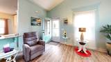 105 Saunders Cir - Photo 4