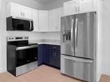 592 Bonnet St - Photo 10