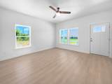 592 Bonnet St - Photo 14