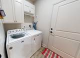 105 Saunders Cir - Photo 14