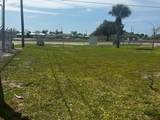 1032 15th St - Photo 1