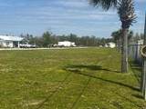 1032 15th St - Photo 2