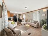 138 Maple Ave - Photo 4