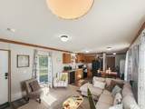 138 Maple Ave - Photo 5