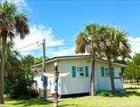 525 W Bay Shore Dr - Photo 2