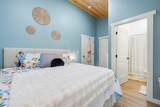 608 W 10th St - Photo 10