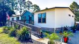 511 NE Ave H - Photo 10