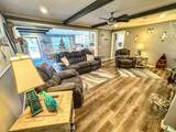 511 NE Ave H - Photo 16