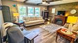 511 NE Ave H - Photo 43