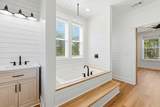 689 Longwood Ct - Photo 17