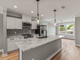 1613 Sea Breeze Way - Photo 9