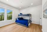 1033 E Pine Ave - Photo 50