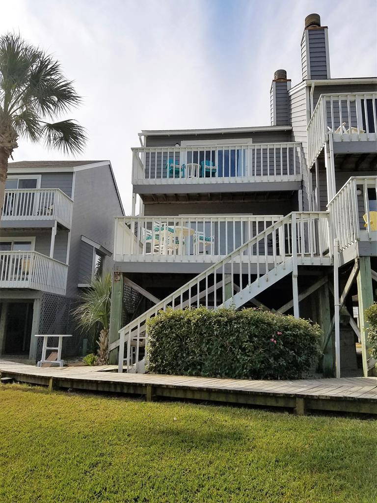 135 Sabal Cir - Photo 1