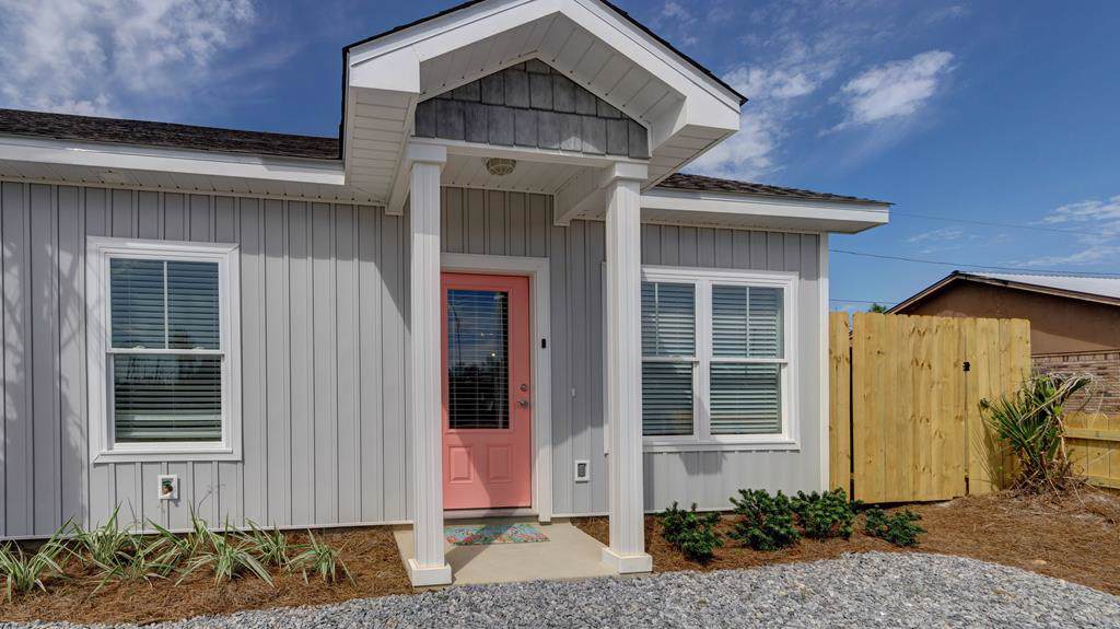 1100 15TH ST - Photo 1
