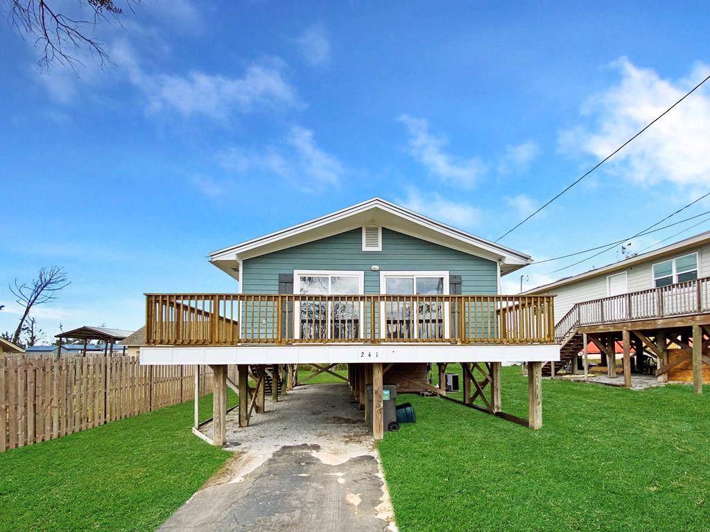 241 Balboa St - Photo 1