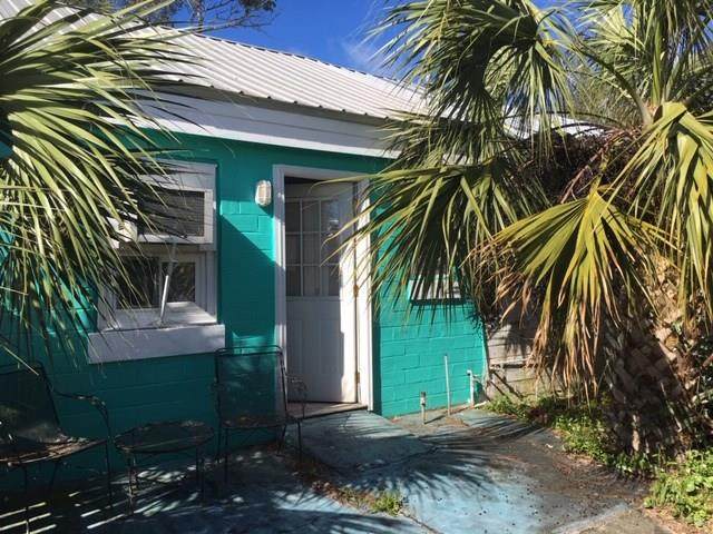 4-4 Parker Ave - Photo 1