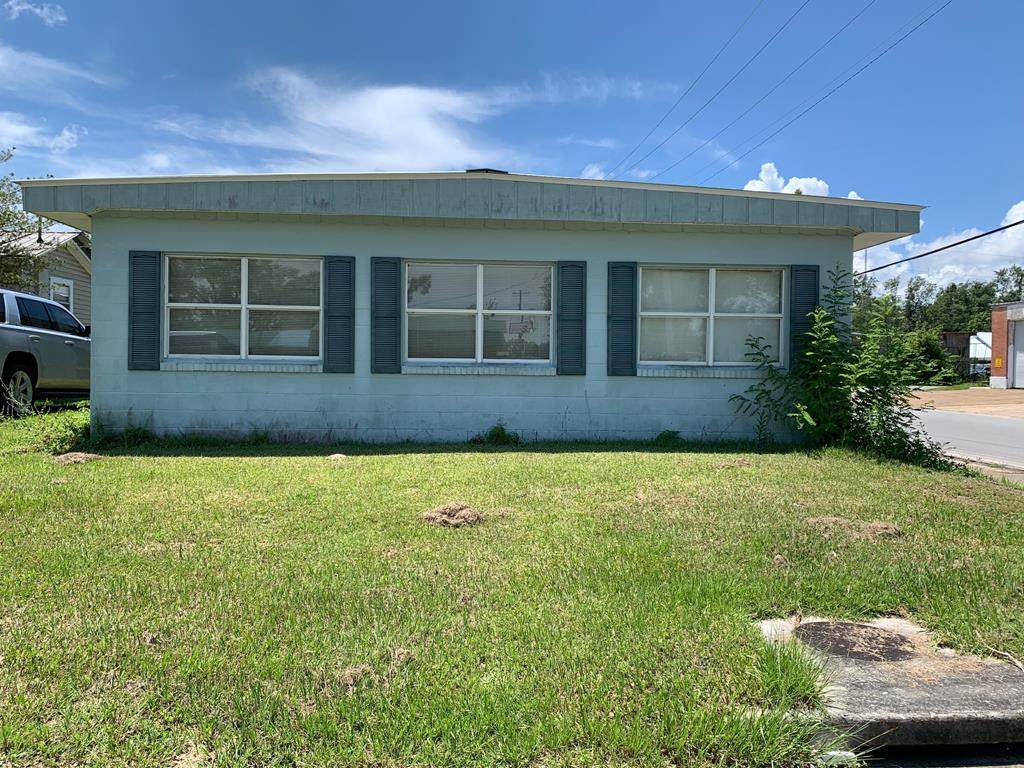 108 N 2Nd St - Photo 1