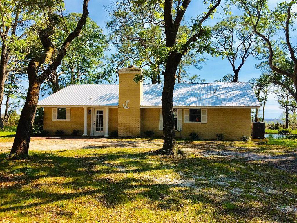 153 S Bay Shore Dr - Photo 1