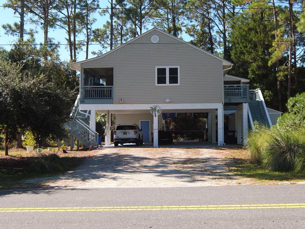 102 Franklin St - Photo 1