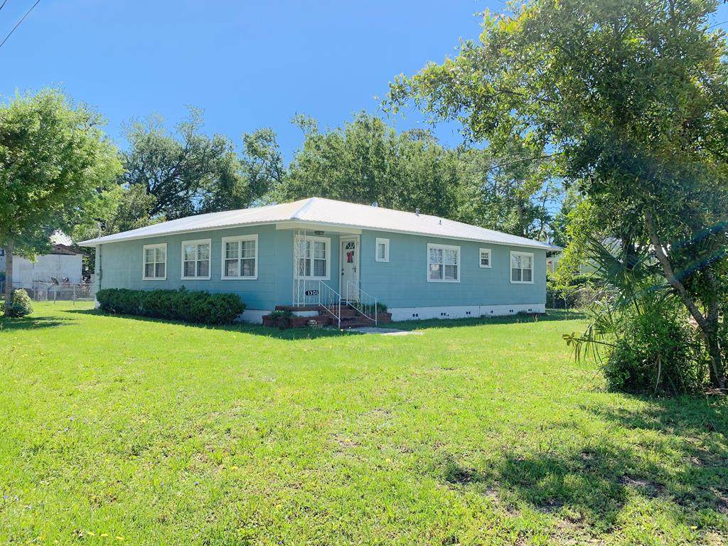 1301 Palm Blvd - Photo 1