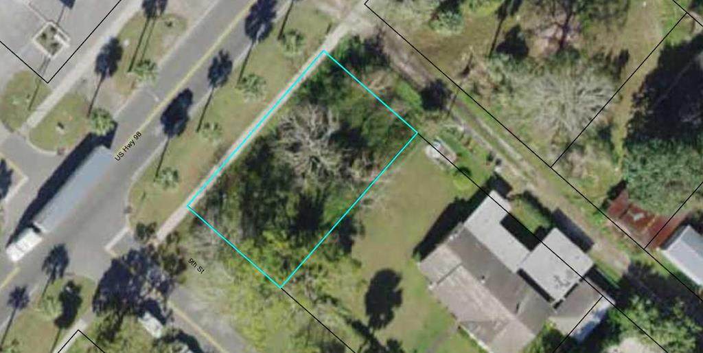 112 Ave E - Photo 1