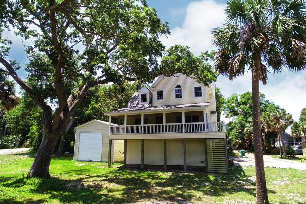 85 Bay Ave - Photo 1