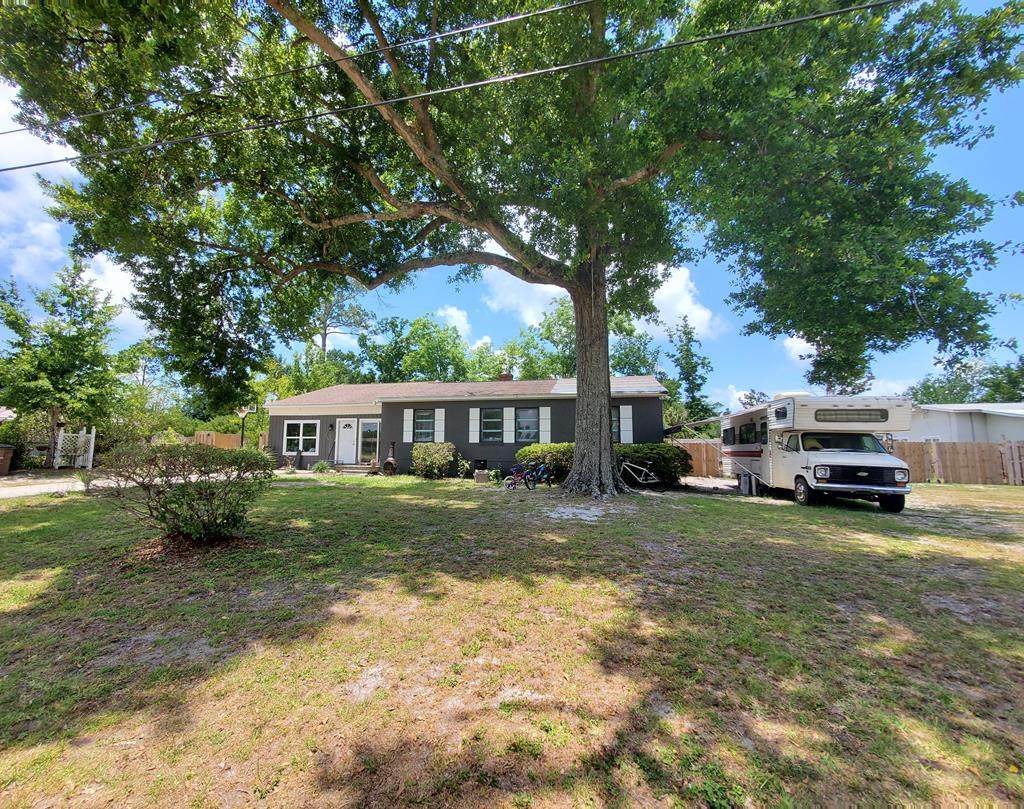 1026 Woodward Ave - Photo 1