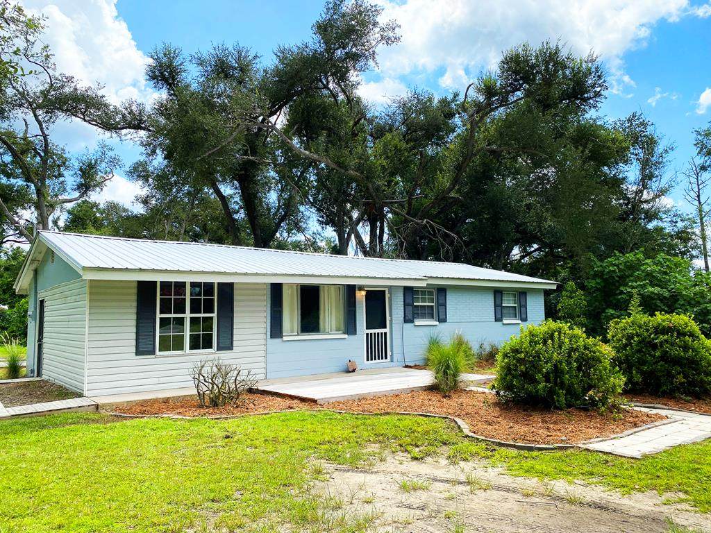 110 Harrison Dr - Photo 1