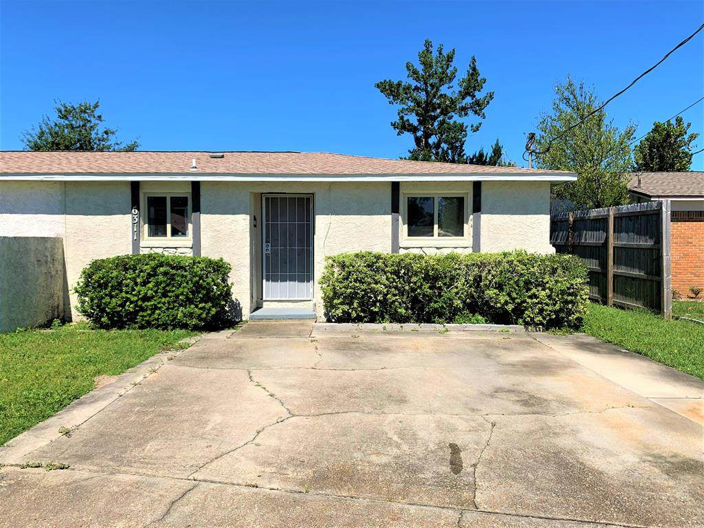 6311 Boat Race Rd - Photo 1