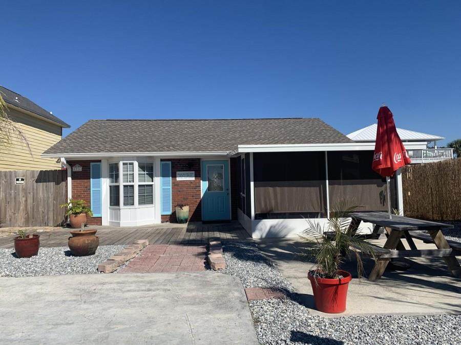 8226 Hwy 98 W - Photo 1