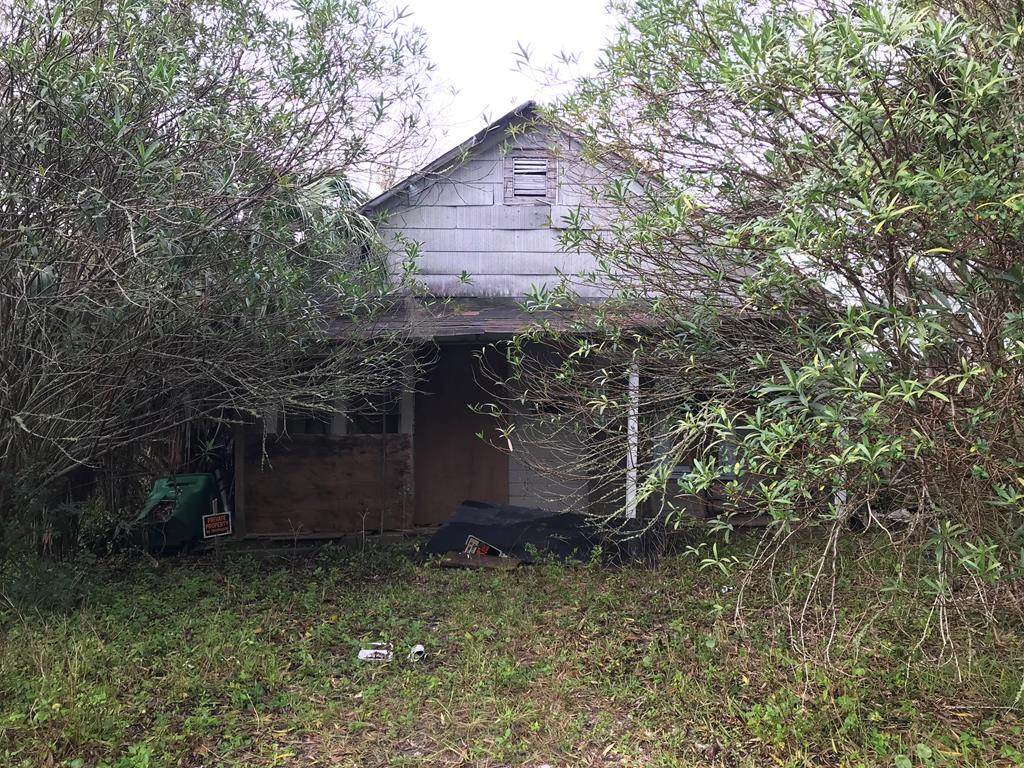 116 5TH ST - Photo 1