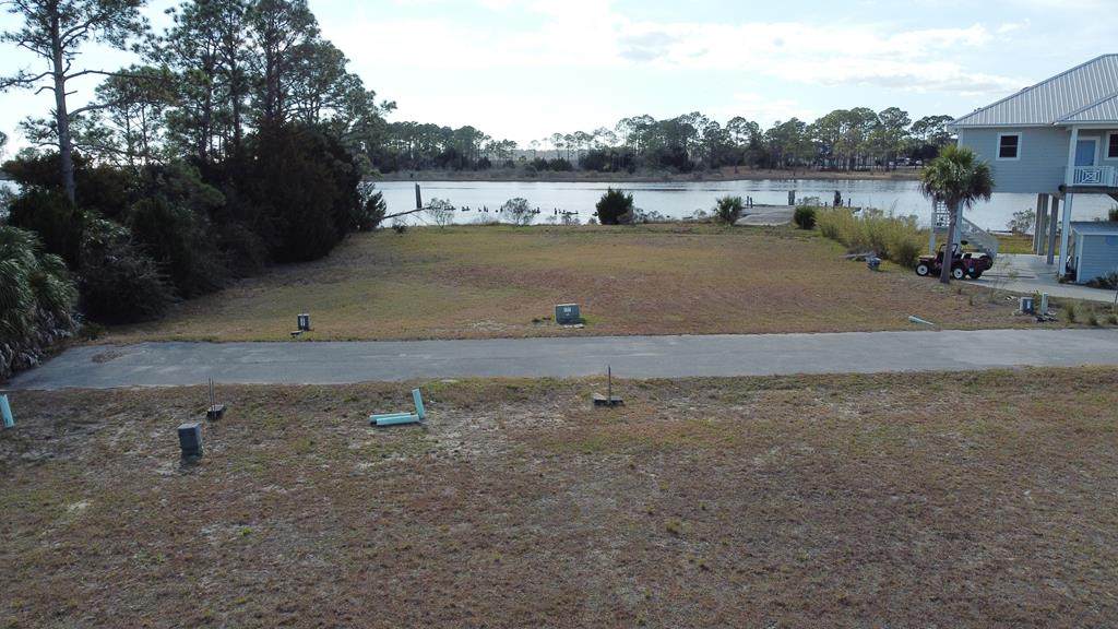 851 Mariners Ct - Photo 1