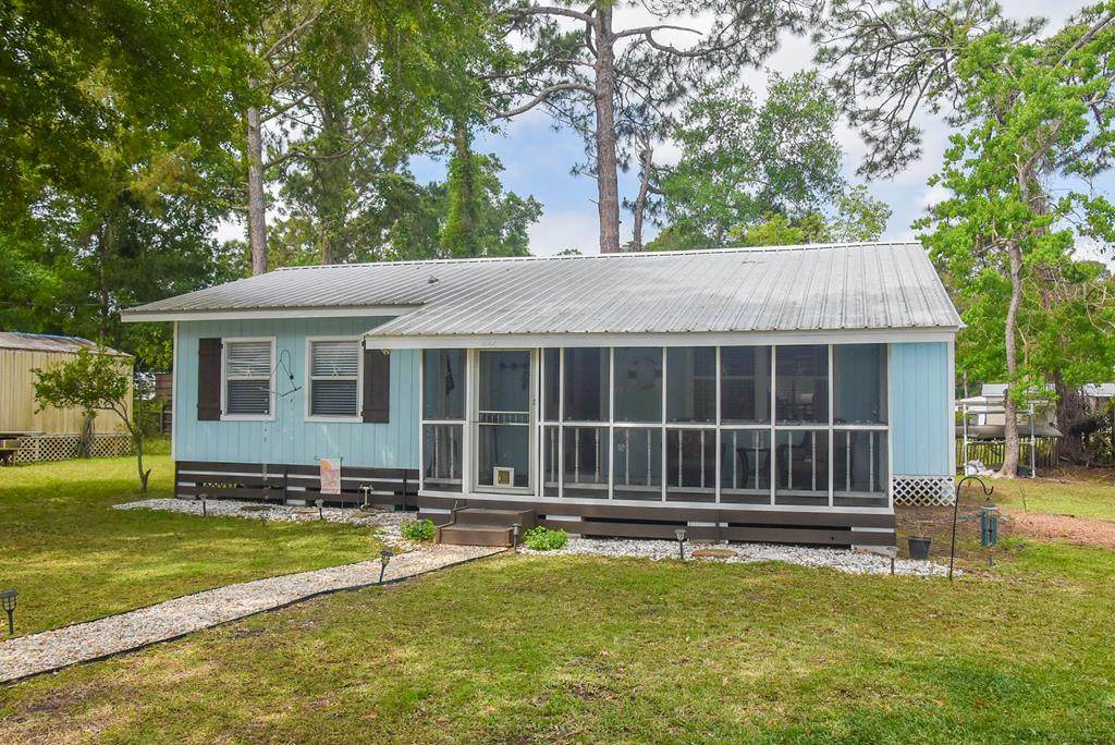 446 22ND AVE - Photo 1
