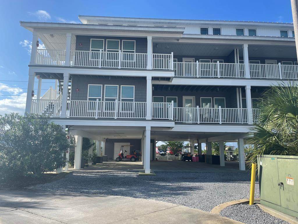 1120 15TH ST - Photo 1