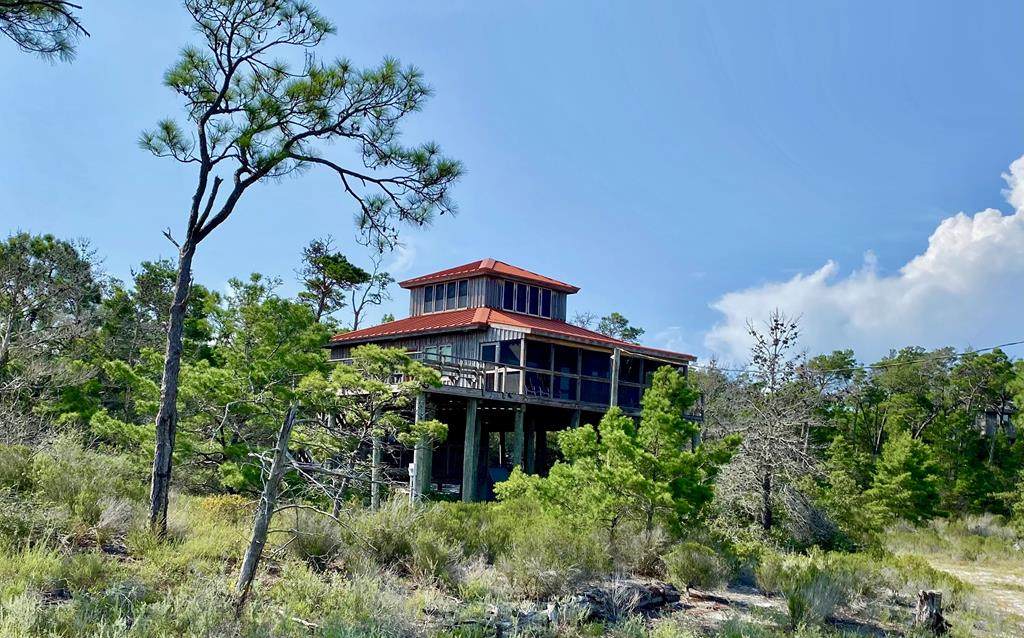 782 Valley Rd East - Photo 1