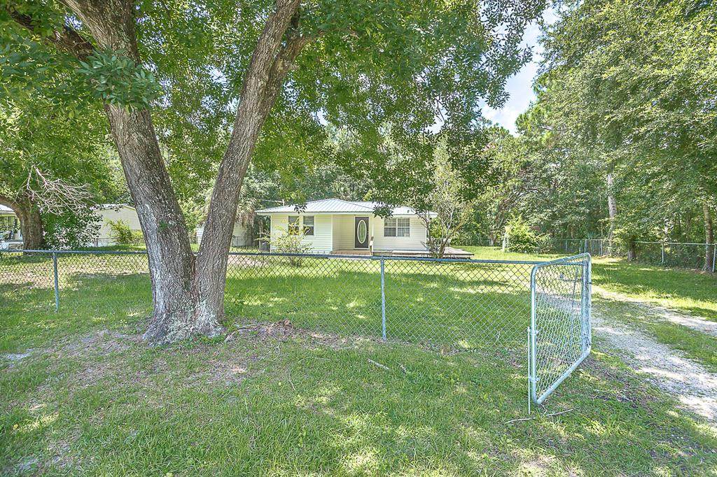 230 Kevin Rd - Photo 1