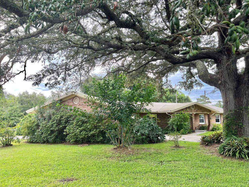 23 Apalachee St - Photo 1