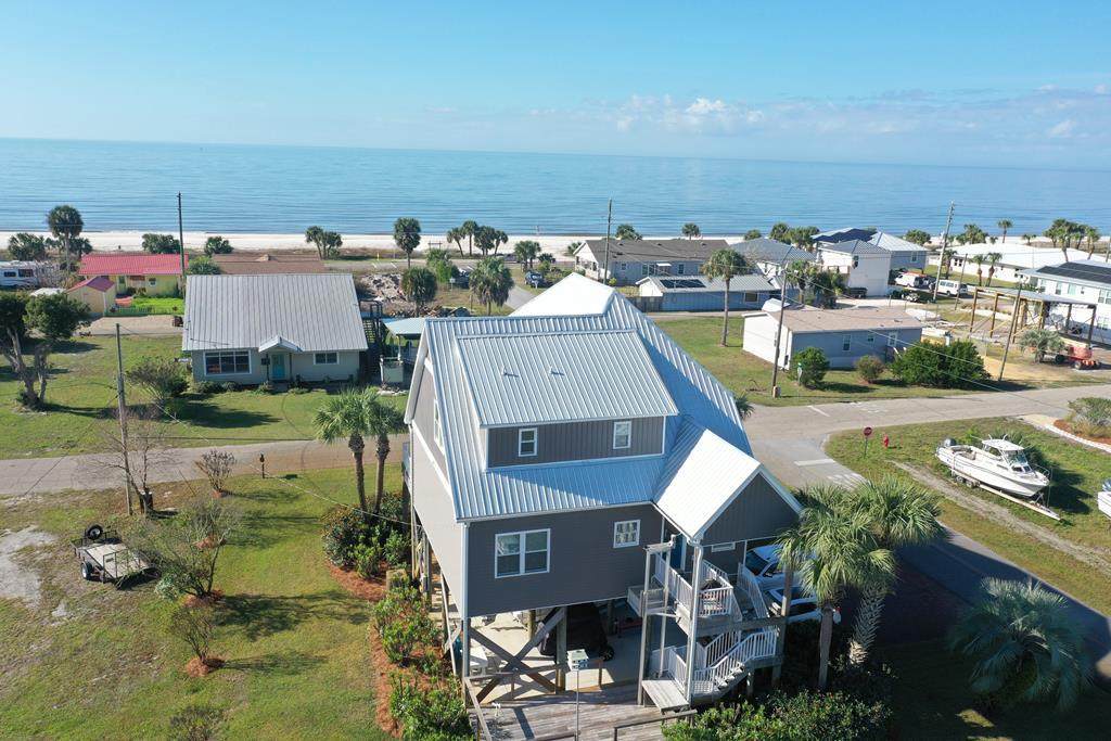 9354 Auger Ave - Photo 1