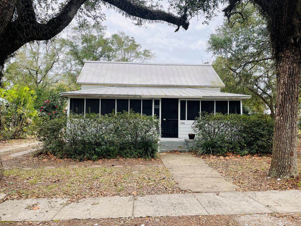 506 Tallahassee St - Photo 1