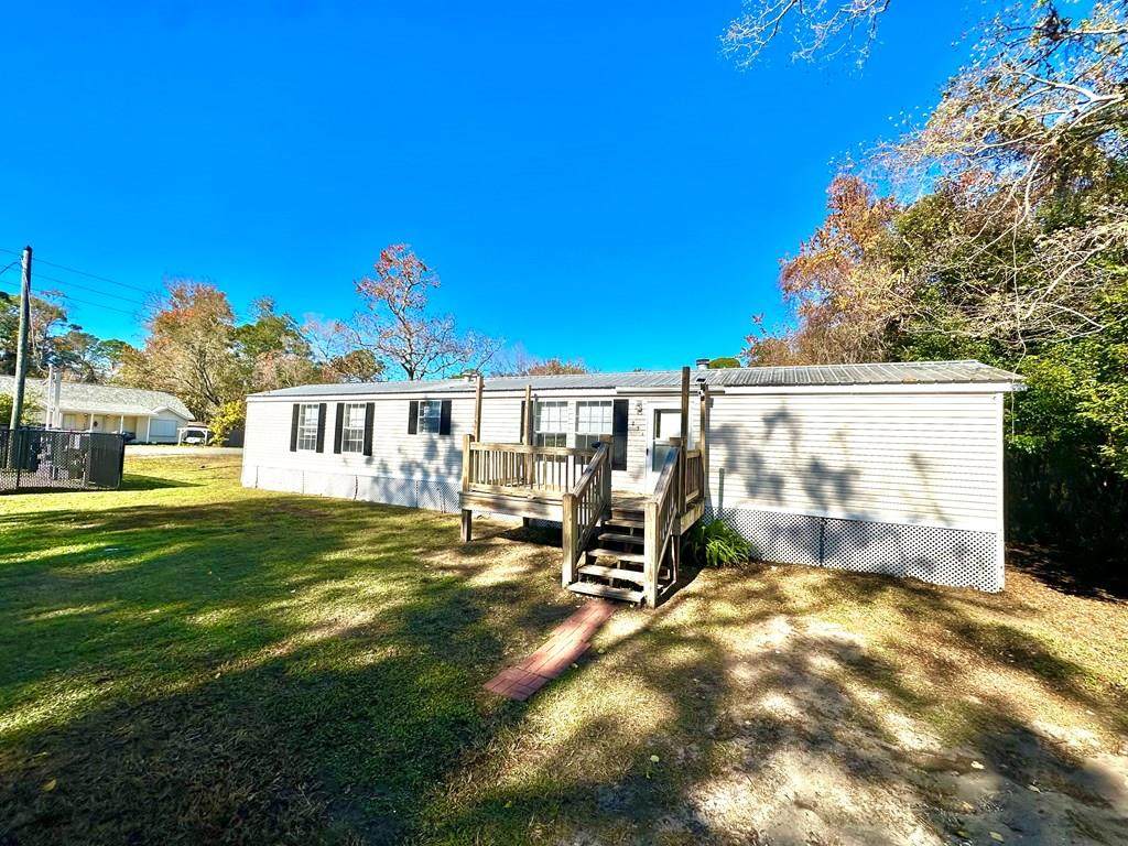251 Bobby Cato St - Photo 1