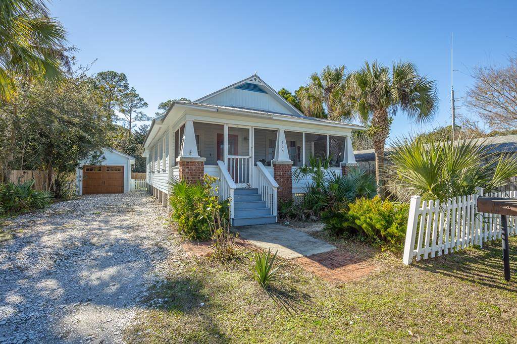 134 Sawyer Ln - Photo 1