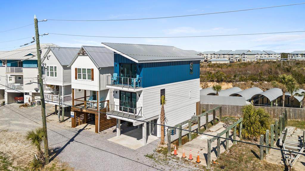 4106 Hwy 98 E - Photo 1